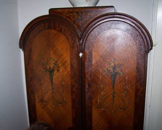 THE OTHER '20s CHINA CABINET