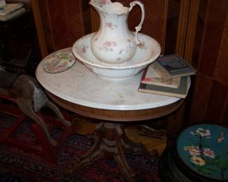 OVAL MARBLE-TOP TABLE & WASH SET