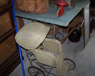 WICKER STROLLER