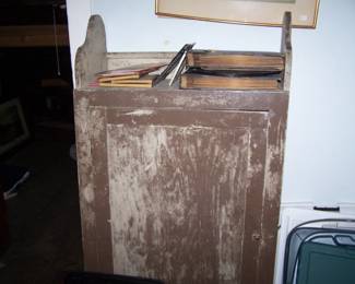 PRIMITIVE CABINET