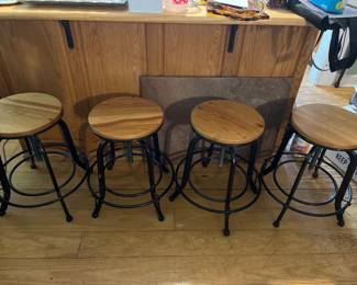 Set of 4 bar stools