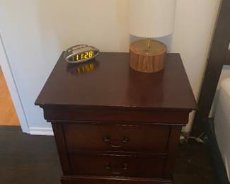 2-drawer cherry nightstand 