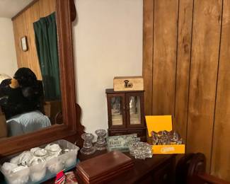 Jewelry boxes and candleholders