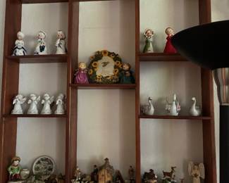 Figurines
