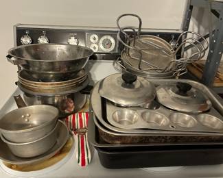 Pots and bakeware