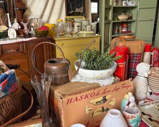 Thrillhound Vintage, 8793 Alden Nash Ave SE, Alto