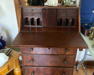 Fold down desk