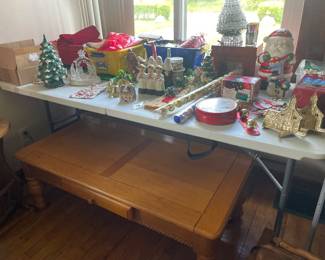 Christmas items, coffee table