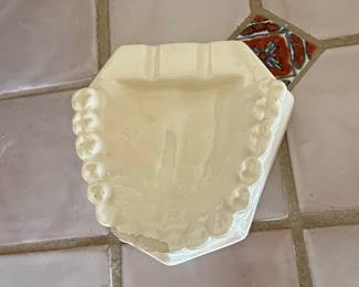 Vintage Dental Mouth Ashtray