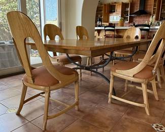 Thomasville "Hills of Tuscany" Dining Table and Chairs Set