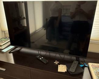 LG 55-inch 4K UHD Smart TV