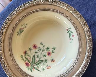 Lenox Country Garden Serving Bowl