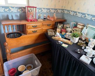 Colonial Style Wood Headboard and Footboard