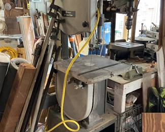 Woodworking bandsaw