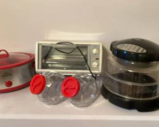 Vintage cookie jars? Crock pot, toaster, ‘uwave