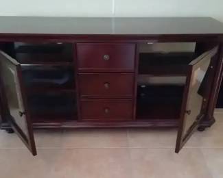 Entertainment center