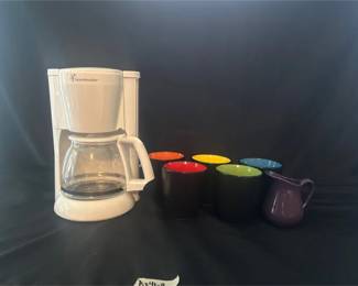 Coffee pot, mugs, mini pitcher