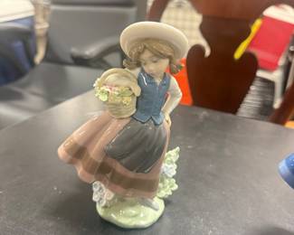 Lladro figurine