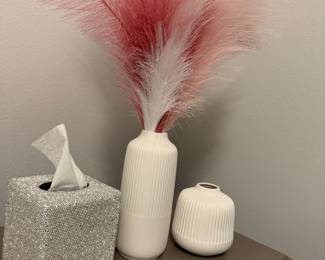 Gorgeous home decor. The tissue box is full of rhinestone bling.