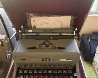 Mint OG Typewriter 