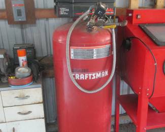 Craftsman Upright Air Compressor