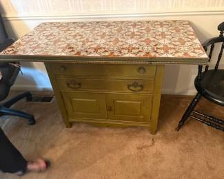 . . . vintage commode and custom top