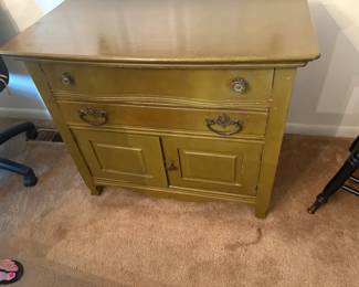 . . . commode without top