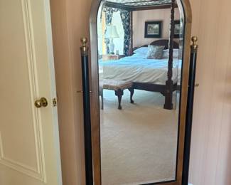 . . . beautiful dressing mirror