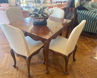 . . . great gaming table
