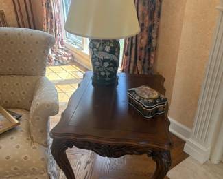 . . . French Provincial-style lamp table with ceramic lamp