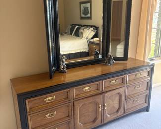 . . . Thomasville mirrored dresser
