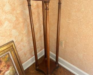 . . . wonderful plant stand