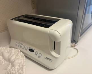 . . . Cuisinart toaster