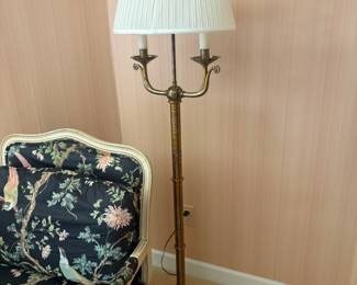. . . nice standing lamp