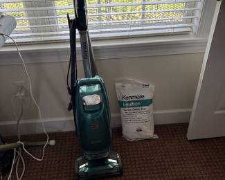 Kenmore vacuum cleaner with extra bags
