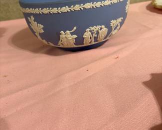 Vintage Wedgewood blue Jasper Ware sacrifice bowl with white base-reliefs