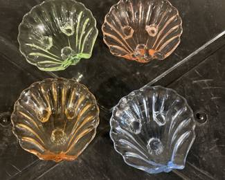 Vintage shell shaped salts