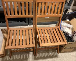 Folding wood side chairs 4