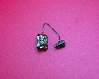 Vintage 10K Pin