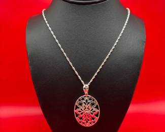 Sterling Silver Pendant On 24 Sterling Twist Chain