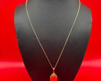 14K Gold Locket On 20 14K Cable Chain Necklace