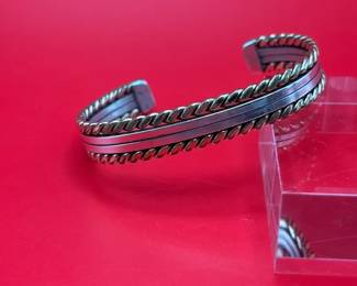 Beautiful Tahe Native American 120 GF And Sterling Silver Cuff Bracelet