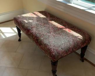 Lee Antique Rug Bench with Turned Wood Legs Vintage Chestnut Finish