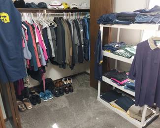 men's suits, clothing, ladies large, ladies 11 shoes, hats