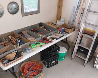 tools, saw horses, cords