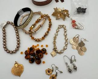 Anne Klein Bracelet Glass Pearls  Costume Jewelry