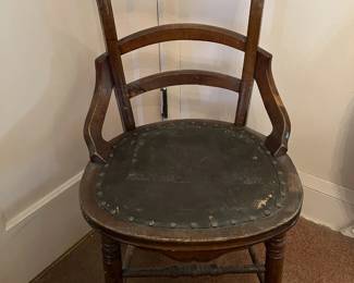 Victoria armchair