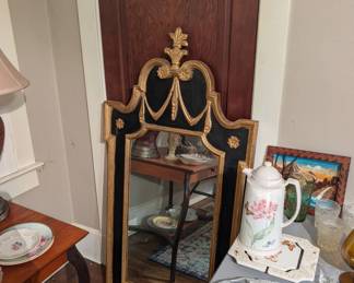 Large mirror 