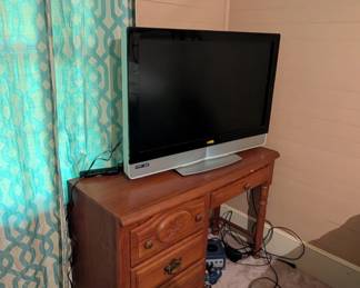 Desk/ tv