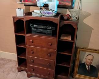 Bookcase/chest 
